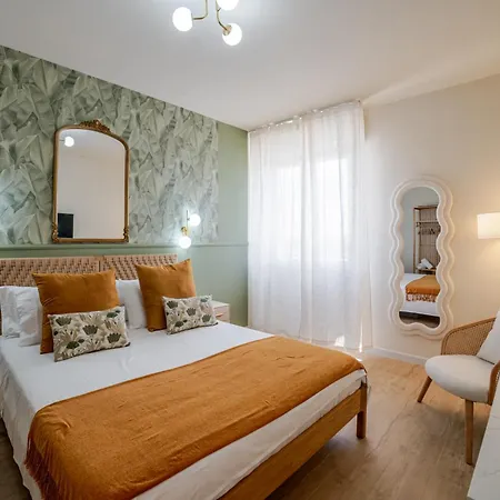 Maison De Vlore